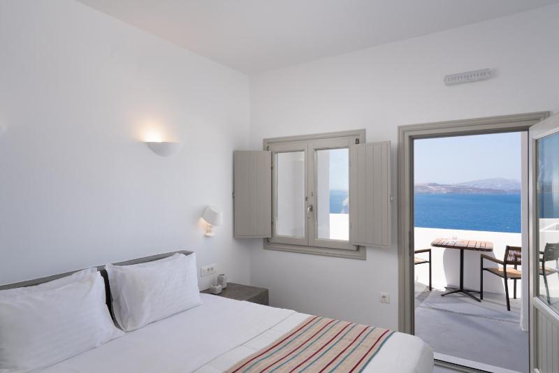 Superior Room with Caldera View image 1