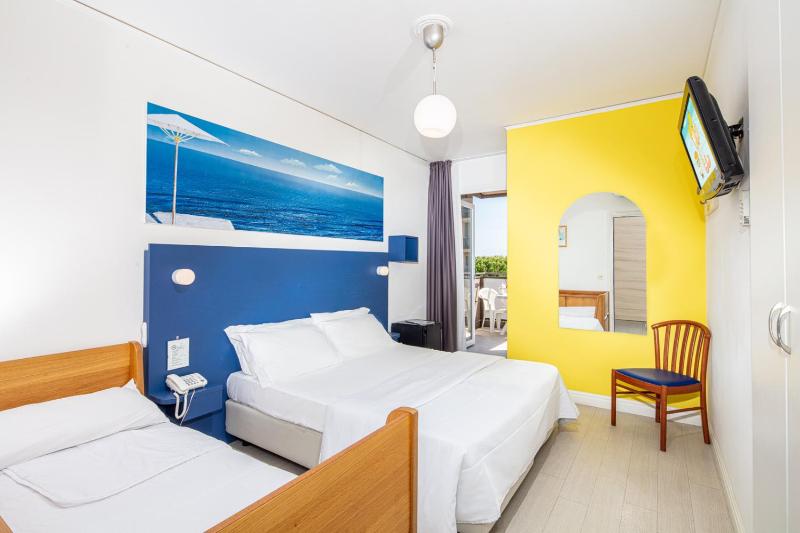 Triple Room image 1