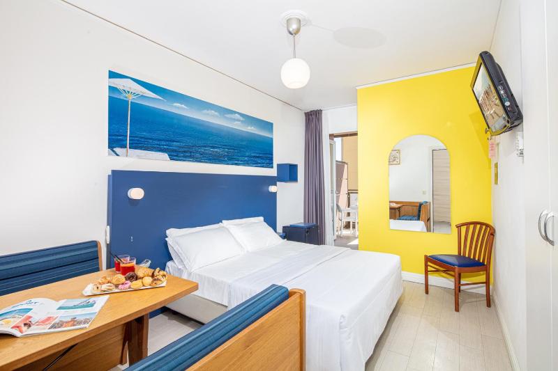 Comfort Double Room image 3