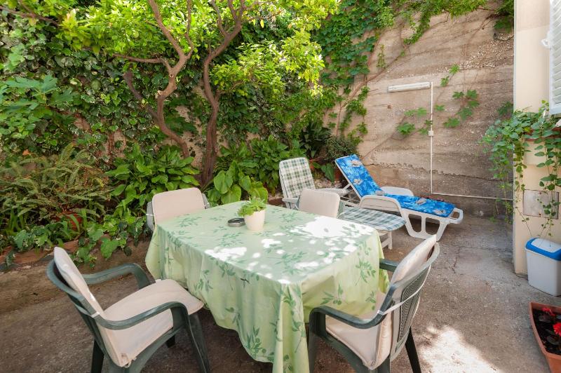 Apartment Tina - image 18