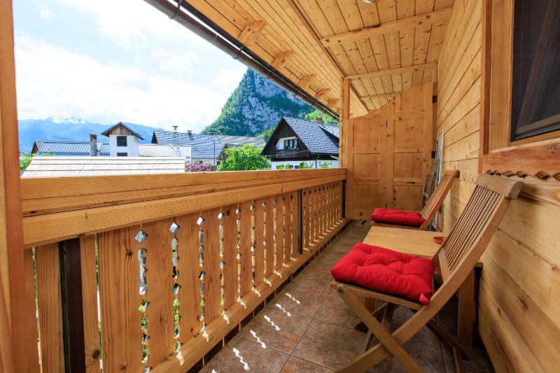 One-Bedroom Apartment with Balcony image 2