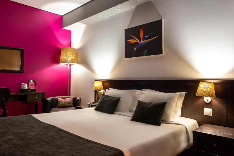 Double Room image 4