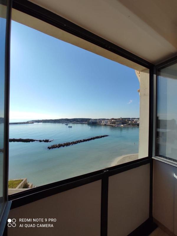 Apartment with Sea View image 2