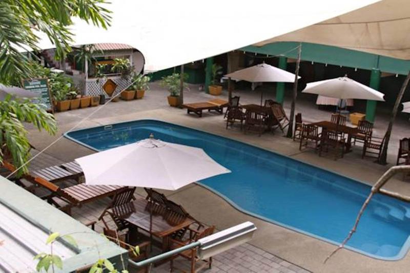 Hideaway Hotel - image 1