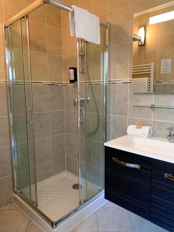 Triple Room image 2