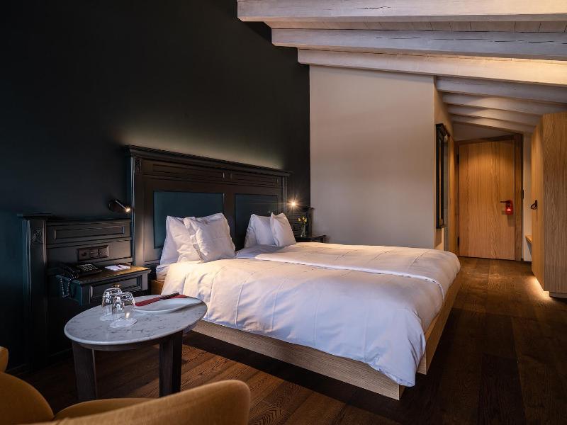 Deluxe Double Room with Matterhorn View image 3
