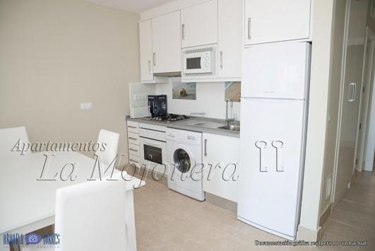 One-Bedroom Apartment image 4
