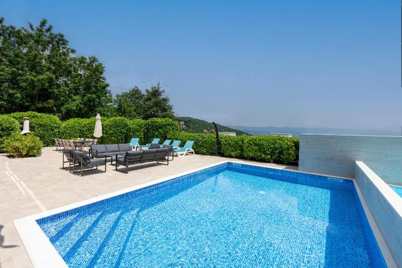 Villa Sveti Petar - with heated pool and outdoor jacuzzi - image 6