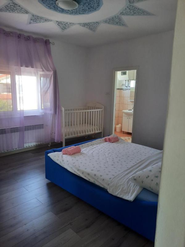 House Nena - image 25