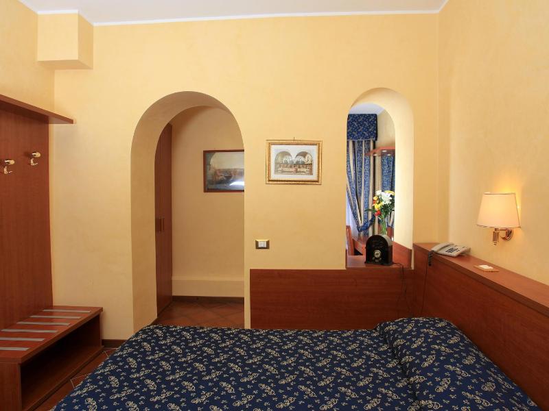 Junior Suite image 3