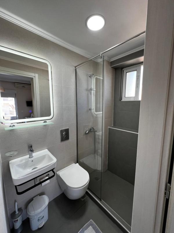 Premium Quadruple Room image 2