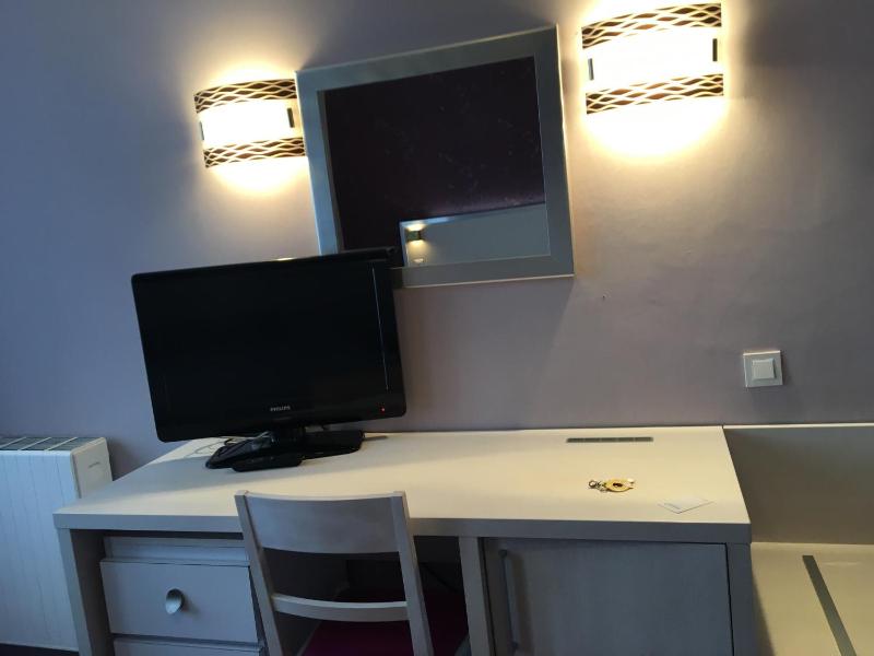 Double Room image 1