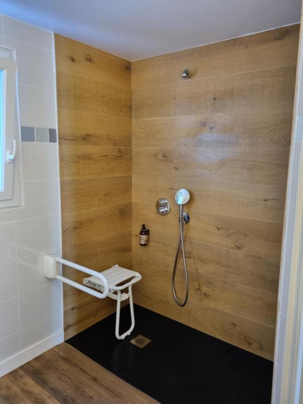 Double Room - Disability Access - optional extra bed at an additional cost image 2