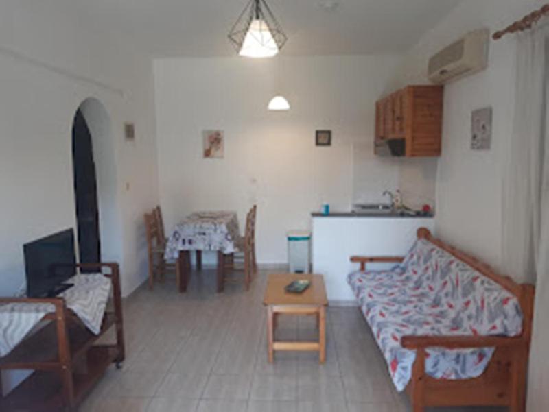 Skiathos Maria Apartments - image 13