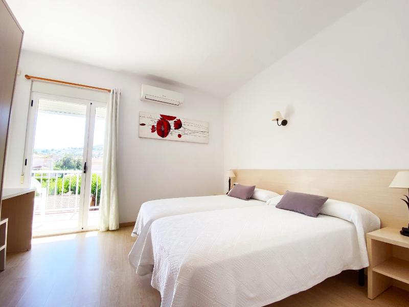 Habitaciones Camping Ferrer - image 13