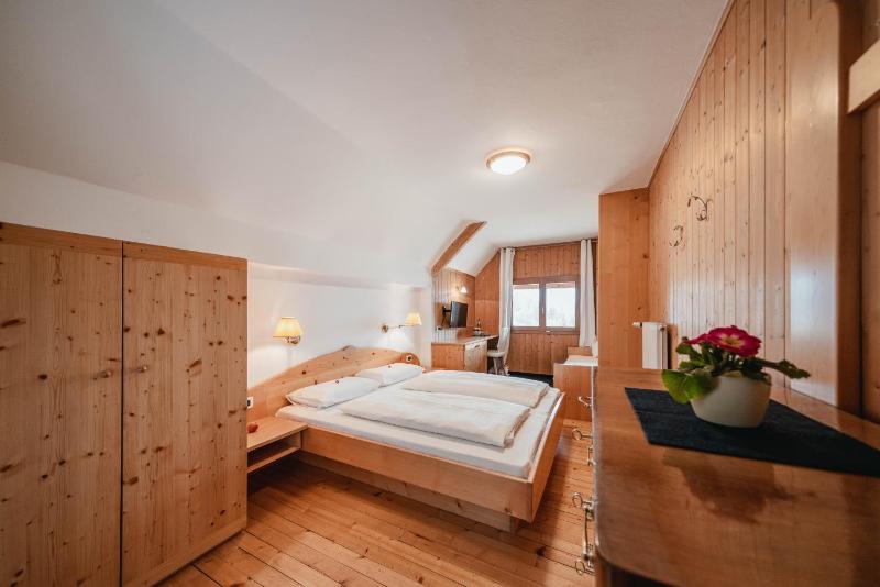 Double Room without Balcony image 1
