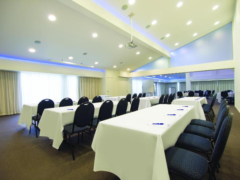 Oaks Sunshine Coast Oasis Resort - image 13