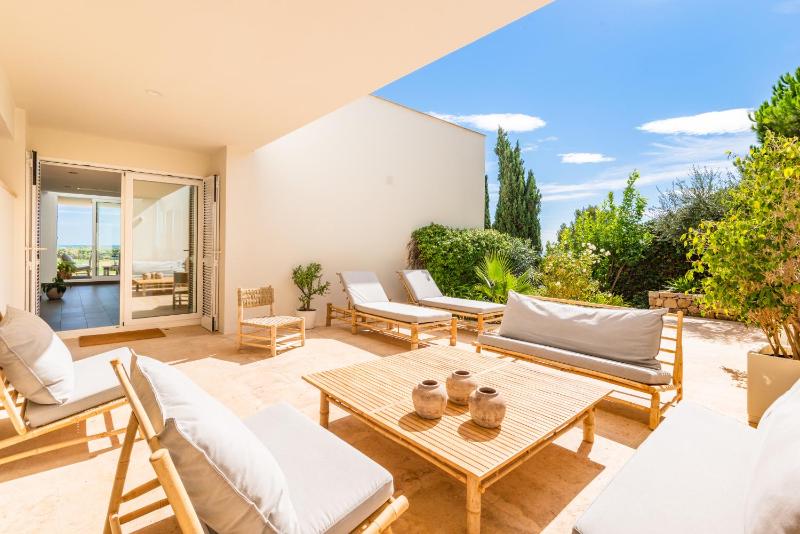 Villa Miramar by Glasir - image 16