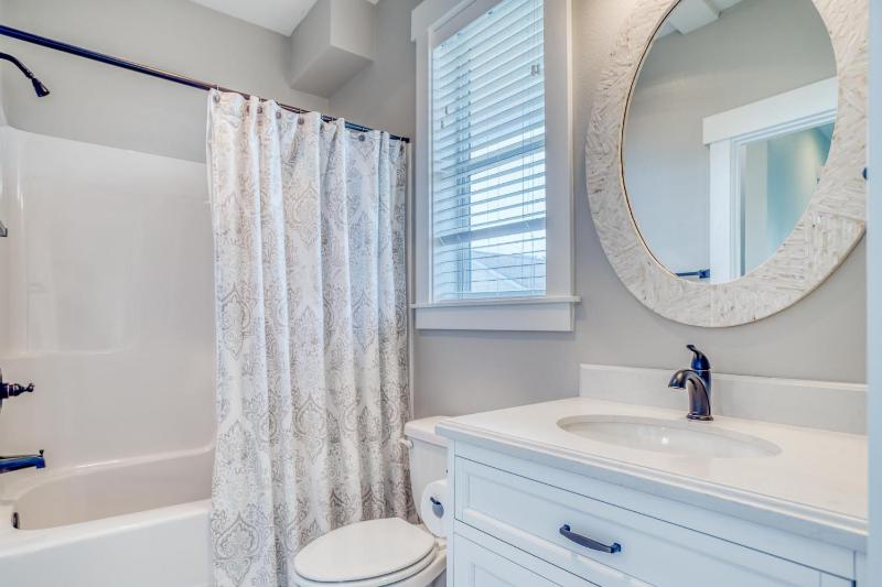 Coastal Haven - image 47