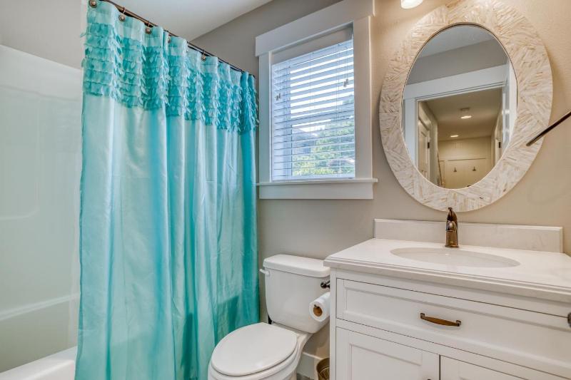 Coastal Haven - image 45