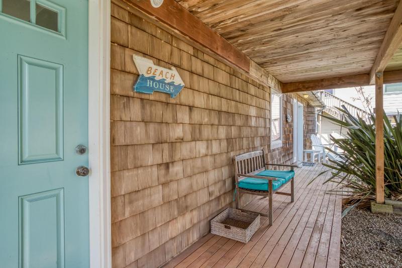Seaview Cottage - image 14