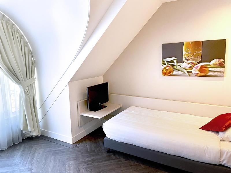 Standard Single Room image 1