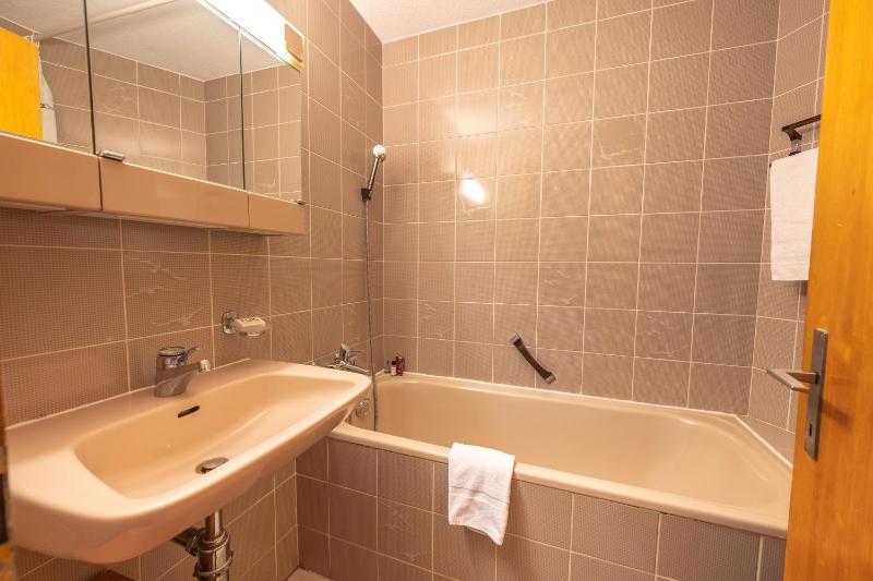 Double Room with Mountain View image 3