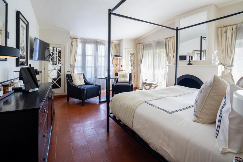 Deluxe Double Room with Sea View image 1