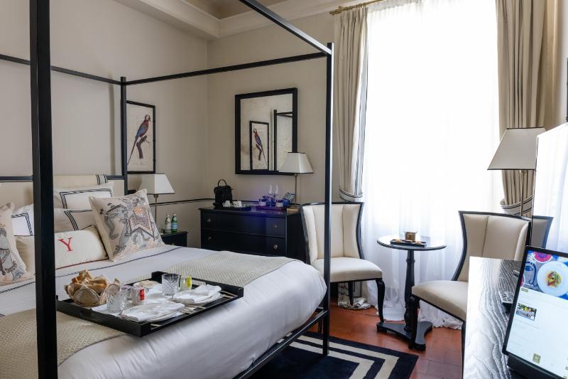 Superior Room image 4