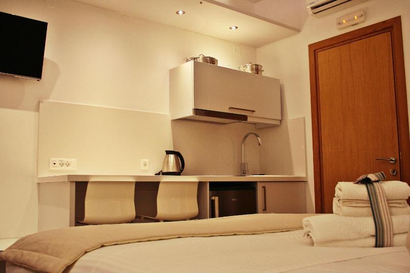 Superior Deluxe Double Room with Private Balcony image 3