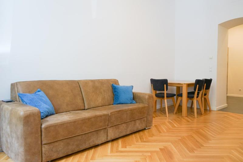 Nadland Apartments B7 - image 9