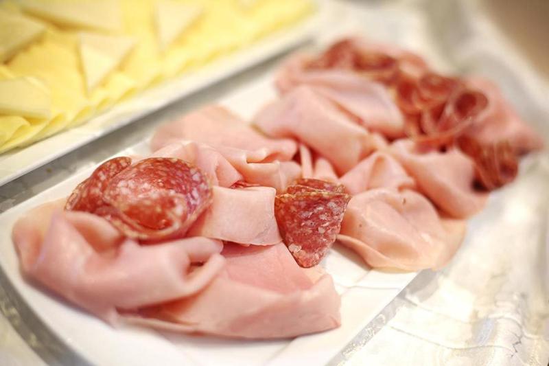 One-Bedroom Apartment image 3