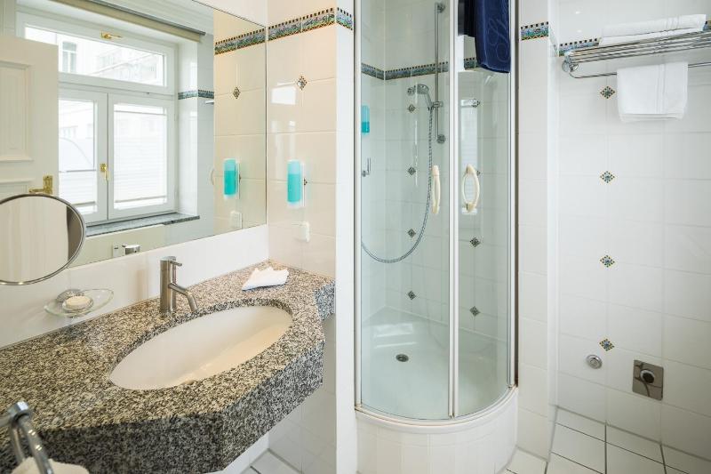 Strandhotel Kurhaus Juist - image 37