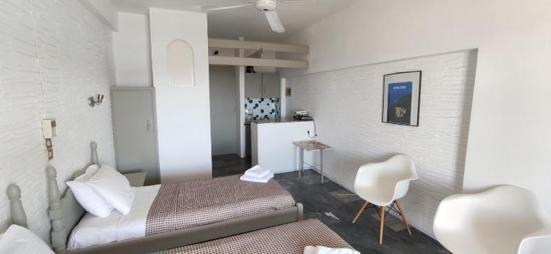 Studio with Sea View (2 Adults) image 1