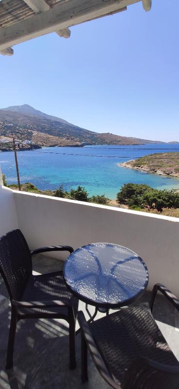 Studio with Sea View (2 Adults) image 3