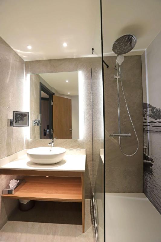 Superior Room image 4