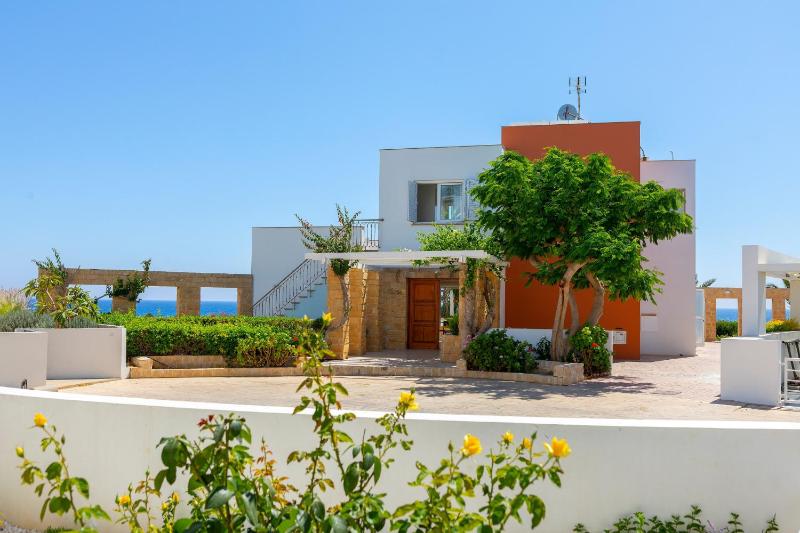 Protaras Seafront Villa Violetta - image 7