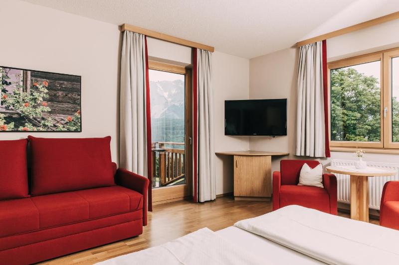 Superior Double Room image 1