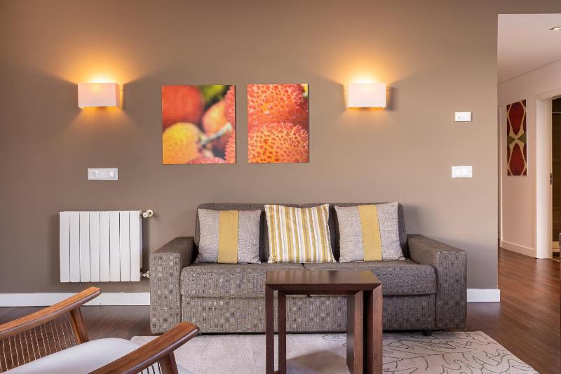 Presidential Suite image 3