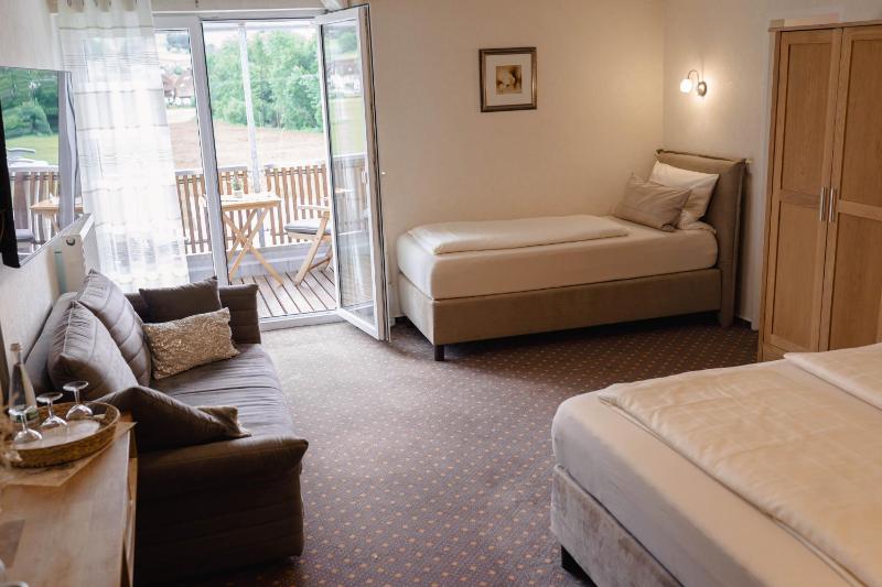 Triple Room with Balcony image 1