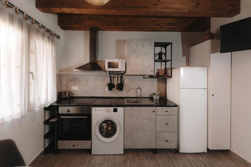 One-Bedroom Apartment Ground Floor image 2