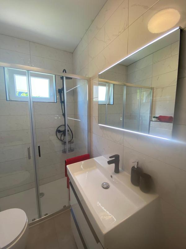 Apartment with Sea View image 4