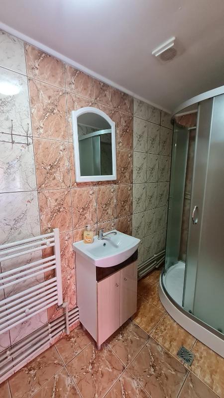 Double Room image 3