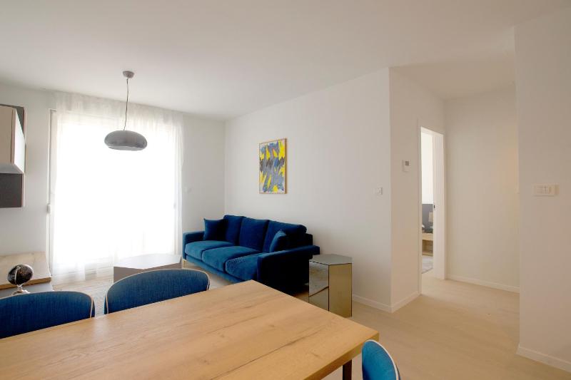 Island View Luxury Apartments - image 26