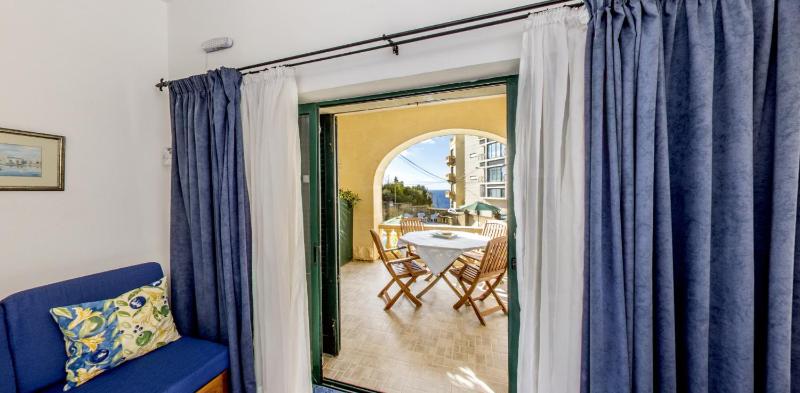 Apartment with Pool View  image 3
