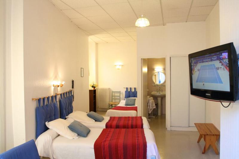Triple Room image 2