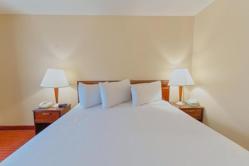 King Room image 2