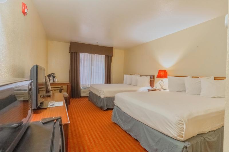 Double Room - Disability Access image 1