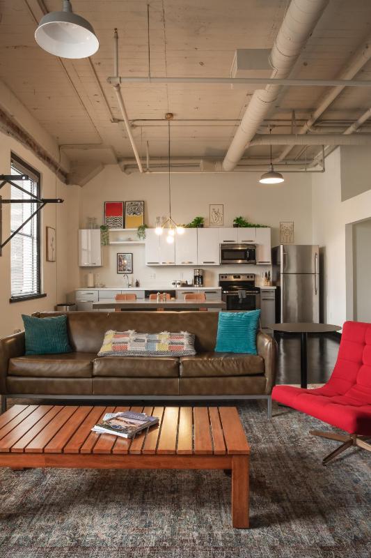 Three-Bedroom Apartment image 3