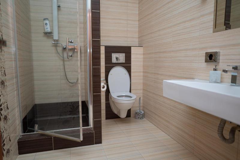 Quadruple Room image 1